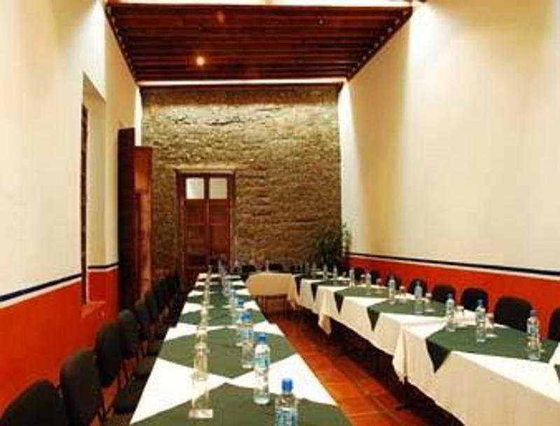 Howard Johnson By Wyndham Morelia Calle Real מתקנים תמונה