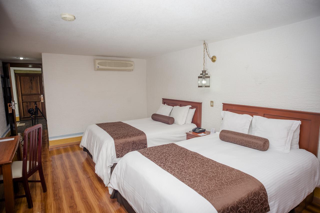 Howard Johnson By Wyndham Morelia Calle Real מראה חיצוני תמונה