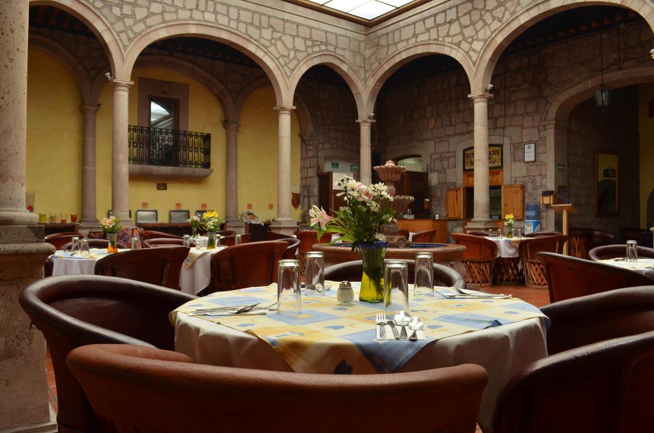 Howard Johnson By Wyndham Morelia Calle Real מראה חיצוני תמונה